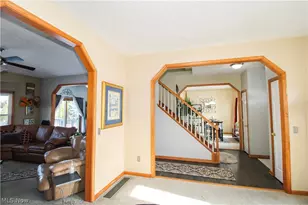 5946 N Mayflower Dr, Lorain, OH 44053 - Photo 13