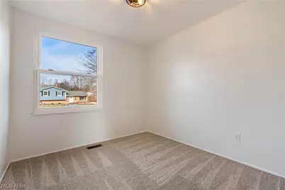 350 Silver Meadows Drive, Kent, OH 44240 - Photo 27