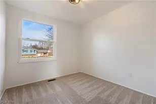 350 Silver Meadows Dr, Kent, OH 44240 - Photo 27