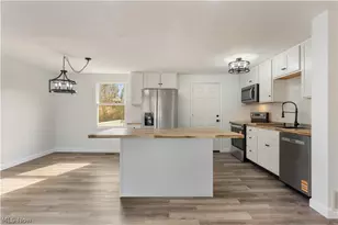 350 Silver Meadows Dr, Kent, OH 44240 - Photo 11