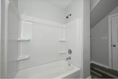 2255 Lake Road, Akron, OH 44312 - Photo 19