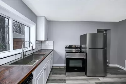 2255 Lake Road, Akron, OH 44312 - Photo 15