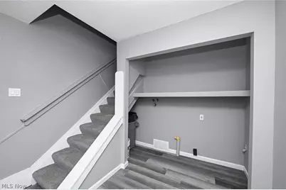 2255 Lake Road, Akron, OH 44312 - Photo 11