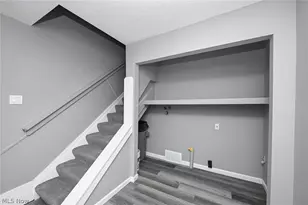 2255 Lake Rd, Akron, OH 44312 - Photo 11