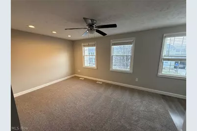 7415 N Chestnut Commons Drive, Mentor, OH 44060 - Photo 9