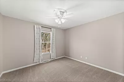 36505 Carriage Lane, Willoughby, OH 44094 - Photo 23