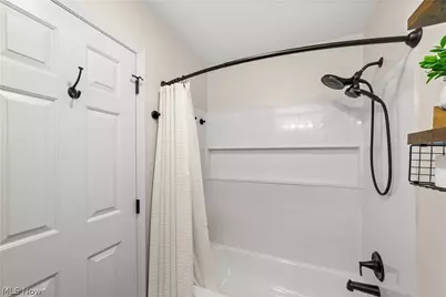 36505 Carriage Lane, Willoughby, OH 44094 - Photo 25