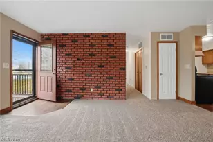 243 Jackson St, Jefferson, OH 44047 - Photo 5