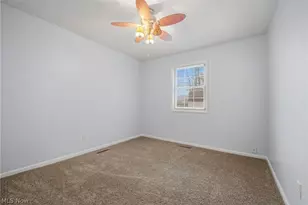 243 Jackson St, Jefferson, OH 44047 - Photo 17