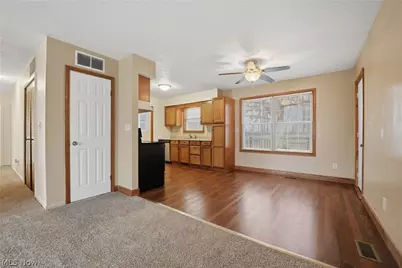 243 Jackson Street, Jefferson, OH 44047 - Photo 9