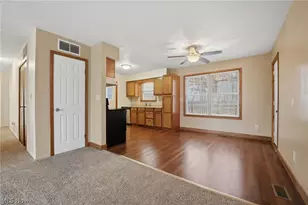 243 Jackson St, Jefferson, OH 44047 - Photo 9