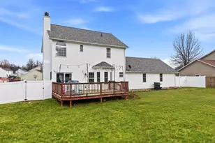 5271 Aspen Meadow Dr, Ravenna, OH 44266 - Photo 5