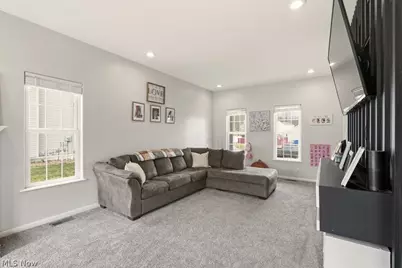 5271 Aspen Meadow Drive, Ravenna, OH 44266 - Photo 9