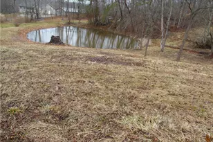 910 Lang Farm Rd, Marietta, OH 45750 - Photo 9