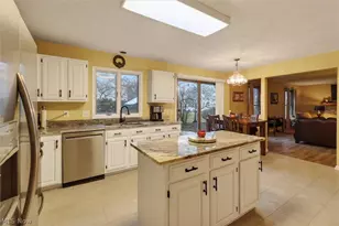 648 Landerwood Ln, Avon Lake, OH 44012 - Photo 15