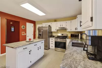 648 Landerwood Lane, Avon Lake, OH 44012 - Photo 17