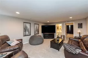 2488 Carlene Ave SW, Massillon, OH 44647 - Photo 29