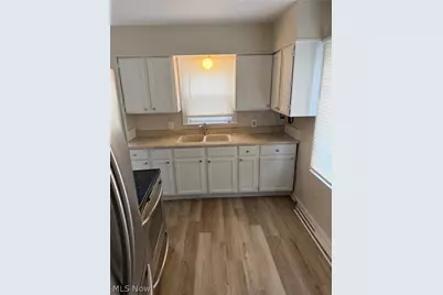 1120 Stoner Street, Akron, OH 44320 - Photo 5