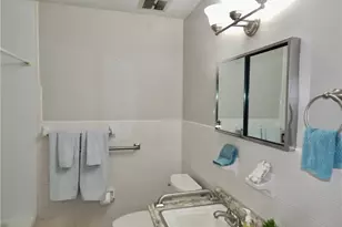 25320 Country Club Blvd, North Olmsted, OH 44070 - Photo 19