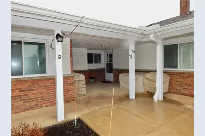 25320 Country Club Boulevard #17, North Olmsted, OH 44070 - Photo 1