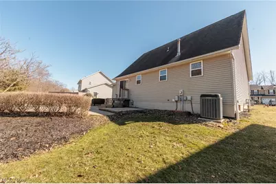 819 Savannah Trail, Medina, OH 44256 - Photo 3