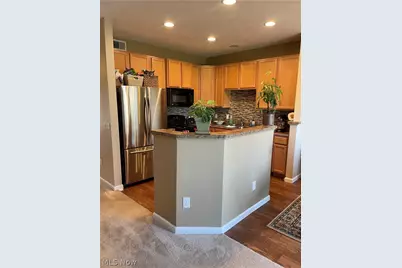 100 River Rock Way, Berea, OH 44017 - Photo 9