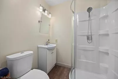 621 Van Oaks Drive, Amherst, OH 44001 - Photo 23