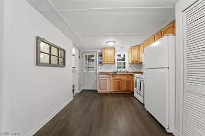 5 Stones Long Beach Drive, Ashtabula, OH 44004 - Photo 9