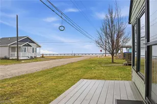 5 Stones Long Beach Dr, Ashtabula, OH 44004 - Photo 3