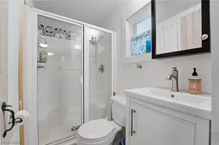 5 Stones Long Beach Dr, Ashtabula, OH 44004 - Photo 17