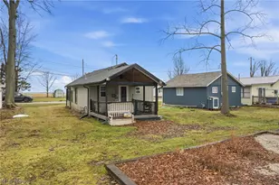 5 Stones Long Beach Dr, Ashtabula, OH 44004 - Photo 5