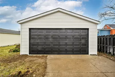 5085 W 6th Street, Brooklyn Heights, OH 44131 - Photo 29