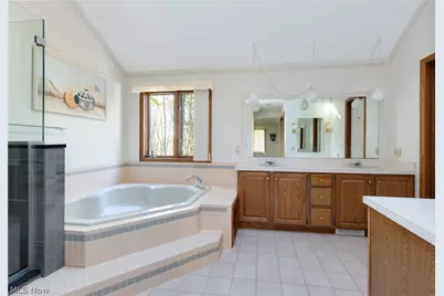 200 Greentree Circle, Aurora, OH 44202 - Photo 37