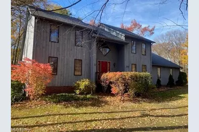 200 Greentree Circle, Aurora, OH 44202 - Photo 1