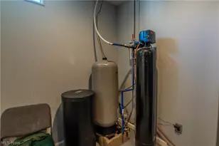 13390 Ravenna Ave NE, Hartville, OH 44632 - Photo 21