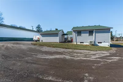 13390 Ravenna Avenue NE, Hartville, OH 44632 - Photo 7