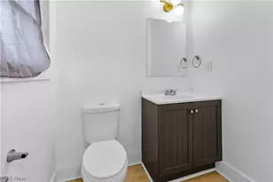 2314 E 95th St, Loveland, OH 44106 - Photo 17