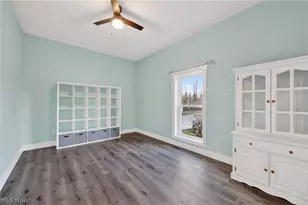 2252 Applegrove St NE, Canton, OH 44721 - Photo 11