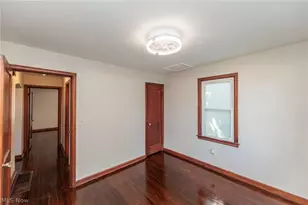 125 E 30th St, Lorain, OH 44055 - Photo 11