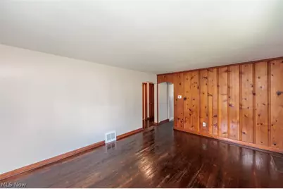 125 E 30th Street, Lorain, OH 44055 - Photo 7