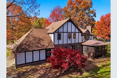 951 S Azalea Boulevard, Barberton, OH 44203 - Photo 5