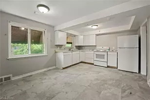 14625 Milverton Rd, Loveland, OH 44120 - Photo 15