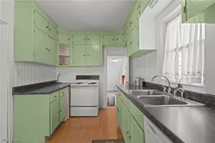 718 E Highland Ave, Ravenna, OH 44266 - Photo 15