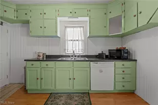 718 E Highland Ave, Ravenna, OH 44266 - Photo 13