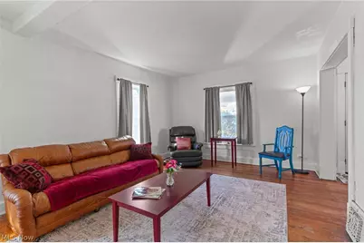 718 E Highland Avenue, Ravenna, OH 44266 - Photo 9