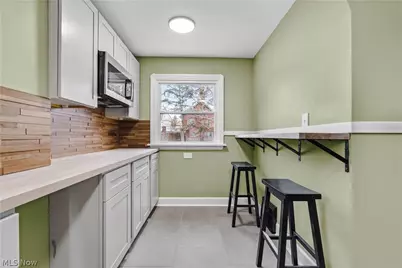 18303 Canterbury Road, Loveland, OH 44119 - Photo 13