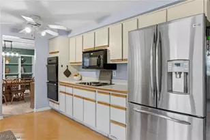 8678 Apple-Hill Rd, Chagrin Falls, OH 44023 - Photo 11