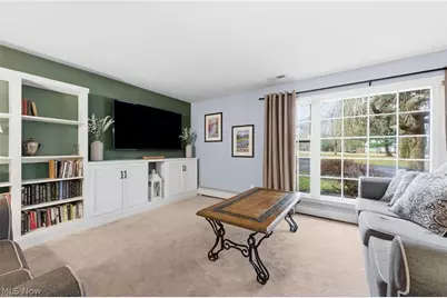 8678 Apple Hill Road, Chagrin Falls, OH 44023 - Photo 5