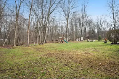 8678 Apple Hill Road, Chagrin Falls, OH 44023 - Photo 31
