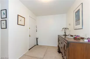 13710 Shaker Blvd, Loveland, OH 44120 - Photo 23